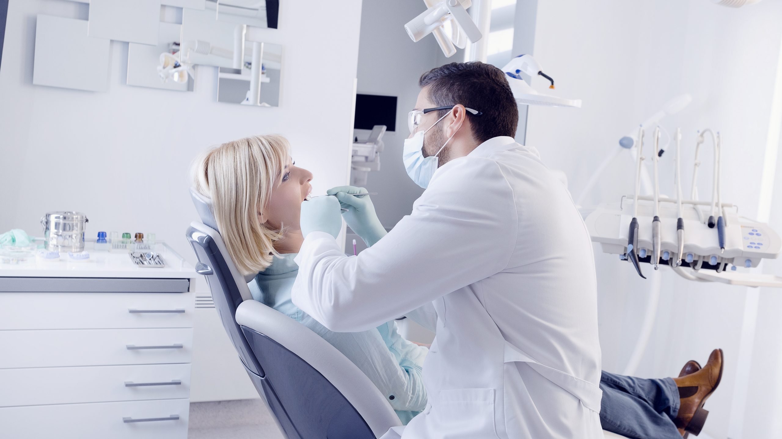 Dentist in Algonquin, IL
